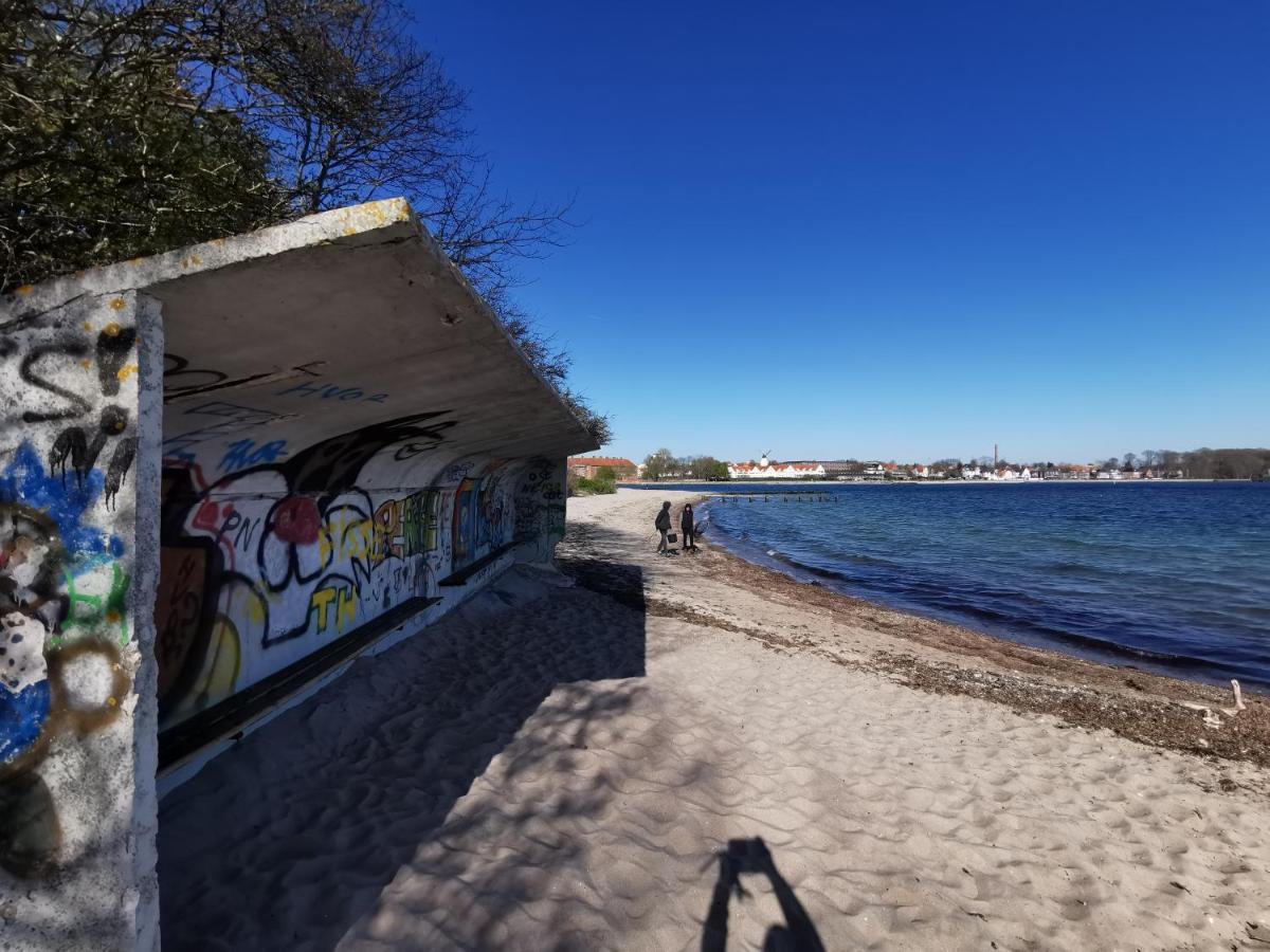 Ditlevs Apartment Sønderborg Buitenkant foto